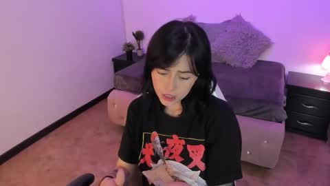 Snapshot of purple_slut_ chatting on October 2025 03:43:01 AM Anna online show from October 2025 03:43:01 AM