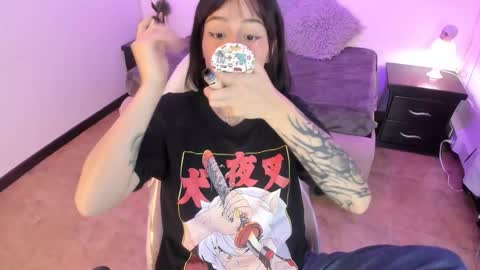 Snapshot of purple_slut_ chatting on October 2025 03:54:02 AM Anna online show from October 2025 03:54:02 AM