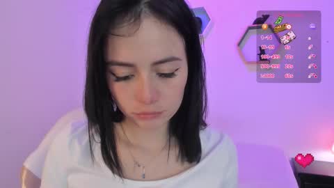 Snapshot of purple_slut_ chatting on November 2025 04:00:01 AM Anna online show from November 2025 04:00:01 AM