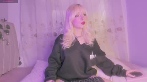 Snapshot of purplelilith3 chatting on October 2025 12:24:02 PM Purple Lilith online show from October 2025 12:24:02 PM