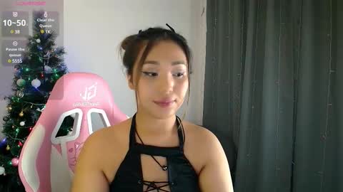 Snapshot of purrrfectmiko chatting on December 2024 06:20:02 PM Miko online show from December 2024 06:20:02 PM