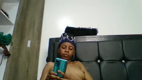 Snapshot of pussiey_tightte chatting on October 2025 11:29:02 AM Sweetpie online show from October 2025 11:29:02 AM