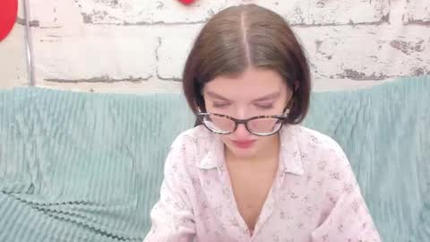 pussykatt_girl online show from February 2025 07:40:02 AM