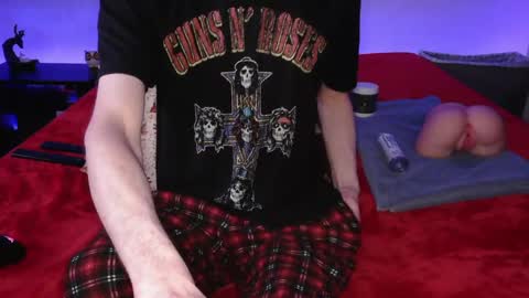 Snapshot of pussylover2182 chatting on March 2025 04:54:02 AM pussylover2182 online show from March 2025 04:54:02 AM