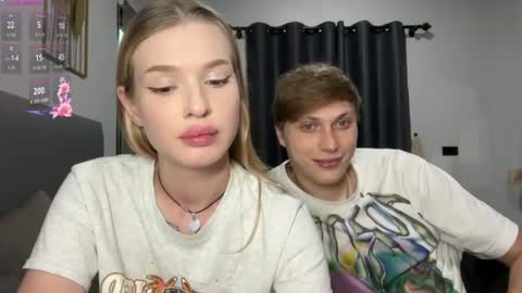 Snapshot of pussymoneywet chatting on June 2026 11:27:02 PM Lina online show from June 2026 11:27:02 PM