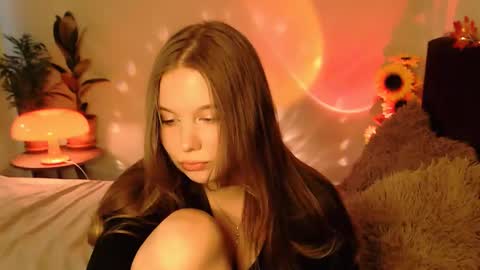 Snapshot of qt_nymph chatting on October 2025 01:01:02 PM Ariel online show from October 2025 01:01:02 PM