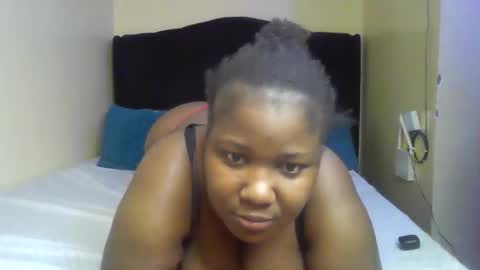 queen2034 online show from March 2026 05:50:01 PM
