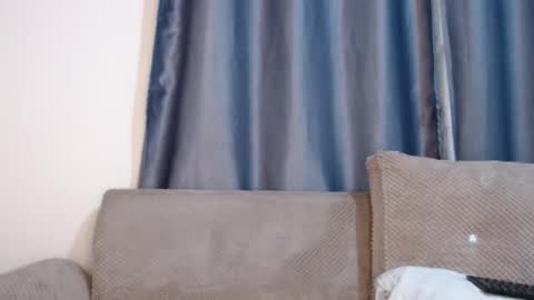 Snapshot of queen_12344 chatting on April 2026 01:50:02 AM emmie online show from April 2026 01:50:02 AM