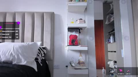 Snapshot of queen_antonella_oficial chatting on January 2025 09:14:02 PM QUEEN ANTONELLA online show from January 2025 09:14:02 PM