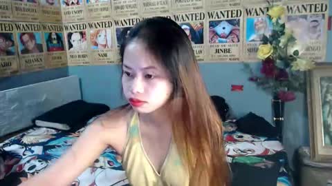 queen_ara21 online show from February 2026 06:48:01 PM