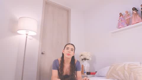 Sofia online show from March 2026 03:44:02 AM