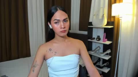 Snapshot of queen_dyosa chatting on November 2025 06:07:01 PM Queen Dyosa online show from November 2025 06:07:01 PM