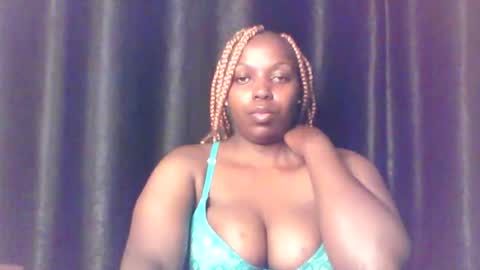 QUEEN online show from April 2026 01:41:01 PM