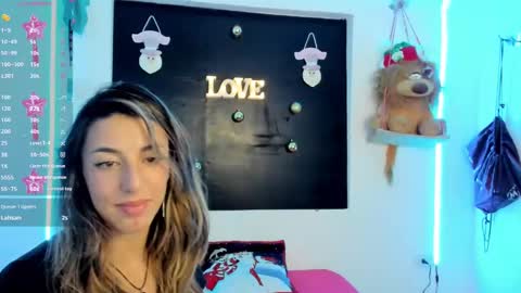 queen_natttyy online show from December 2024 07:50:02 AM