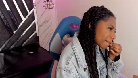   online show from October 2025 02:46:02 AM