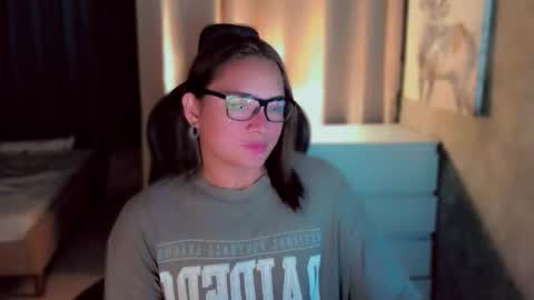 ARTHA online show from November 2025 04:18:01 AM