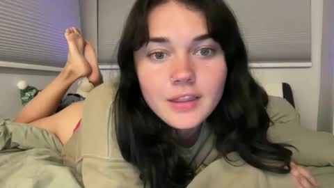 Snapshot of queencassidyy chatting on October 2025 06:34:01 AM Cassidy online show from October 2025 06:34:01 AM