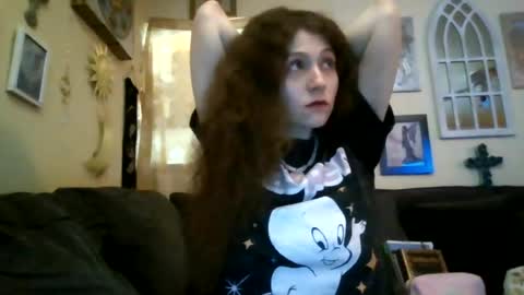 queencrimsonlvx online show from July 2026 06:48:02 AM