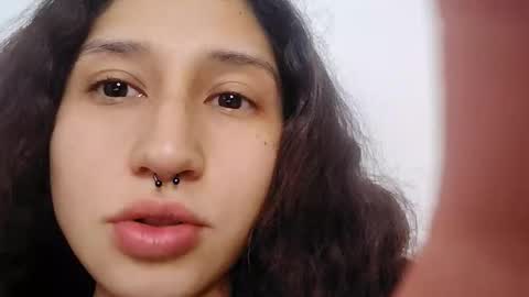 QUEENJEENN online show from May 2026 02:40:02 AM