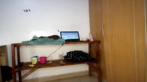 Snapshot of queenkiah chatting on February 2026 08:18:02 AM Nina online show from February 2026 08:18:02 AM