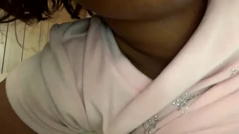 Snapshot of queenkourt chatting on September 2025 02:00:01 PM Kourtney online show from September 2025 02:00:01 PM