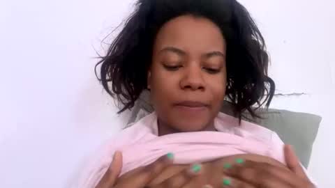 Snapshot of queenkourt chatting on November 2025 07:35:01 PM Kourtney online show from November 2025 07:35:01 PM