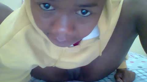 queenleona61 online show from March 2026 06:46:02 AM