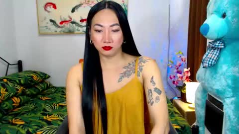 Snapshot of queenmistressts chatting on January 2025 07:21:01 AM QUEEN online show from January 2025 07:21:01 AM