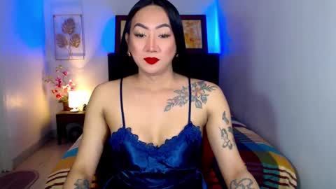 Snapshot of queenmistressts chatting on February 2025 07:35:01 AM QUEEN online show from February 2025 07:35:01 AM