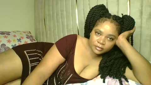 Snapshot of queenofsouls chatting on January 2025 01:38:02 AM . online show from January 2025 01:38:02 AM