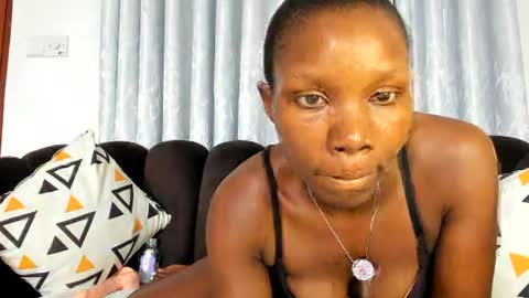 Snapshot of queenoftease5 chatting on August 2026 09:19:01 AM queenoftease5 online show from August 2026 09:19:01 AM