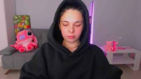 Patricia online show from October 2025 03:23:02 PM