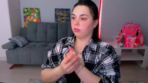 Snapshot of queenofthesense chatting on February 2026 10:03:02 AM Patricia online show from February 2026 10:03:02 AM