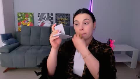 Snapshot of queenofthesense chatting on February 2026 12:25:01 PM Patricia online show from February 2026 12:25:01 PM