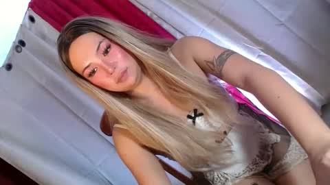 QUEEN online show from February 2026 12:14:02 AM