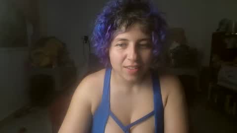 Snapshot of queenrainstar chatting on November 2025 05:43:02 AM QueenRainStar online show from November 2025 05:43:02 AM