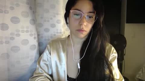 Snapshot of queenvictoria2023 chatting on May 2026 03:23:02 AM Paola online show from May 2026 03:23:02 AM