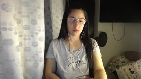 Snapshot of queenvictoria2023 chatting on May 2026 03:24:02 AM Paola online show from May 2026 03:24:02 AM