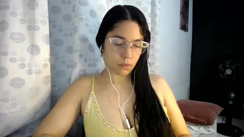 Paola online show from July 2026 02:27:02 AM