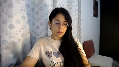Paola online show from July 2026 01:19:02 AM