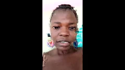 Snapshot of queenzawa chatting on March 2026 10:08:02 AM queenzawa online show from March 2026 10:08:02 AM