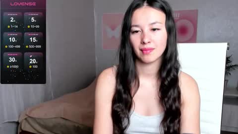 Snapshot of queitsharm_ chatting on November 2025 06:24:01 AM Anna online show from November 2025 06:24:01 AM