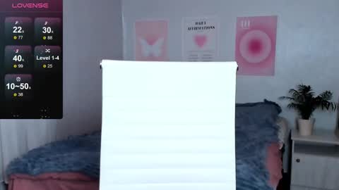 Snapshot of queitsharm_ chatting on February 2026 07:17:01 AM Anna online show from February 2026 07:17:01 AM