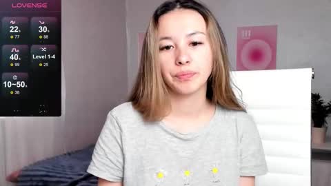 Snapshot of queitsharm_ chatting on February 2026 06:36:02 AM Anna online show from February 2026 06:36:02 AM