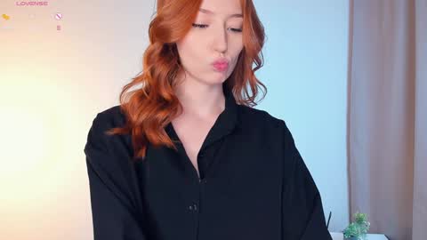 Fiona online show from January 2025 03:38:02 AM