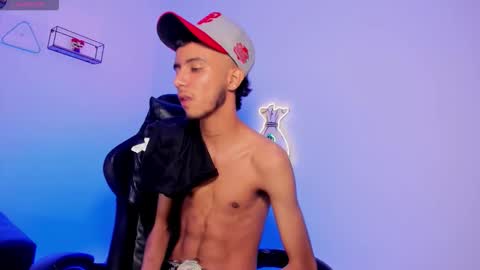 quetzal_coatl_ online show from March 2026 11:41:01 PM