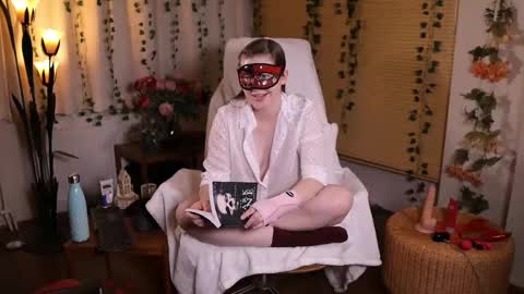 QuinnMonroe online show from February 2025 08:19:02 PM