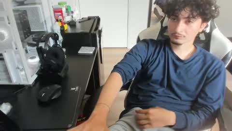 qwert4206 online show from April 2026 10:37:02 PM