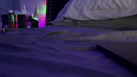 qwerty online show from October 2025 08:28:01 AM