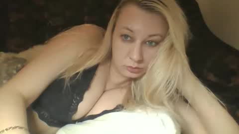 qwertyui online show from February 2026 03:00:01 PM